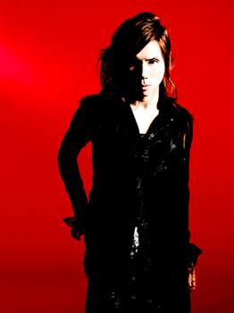 01_AcidBlackCherry_610350